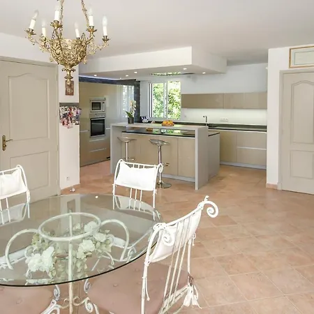 Juan-les-pins Sleeps 6 Pool Air Con Wifi * 주앙레핑